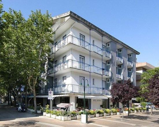 B&B Hotel Lucciola Κατόλικα Εξωτερικό φωτογραφία