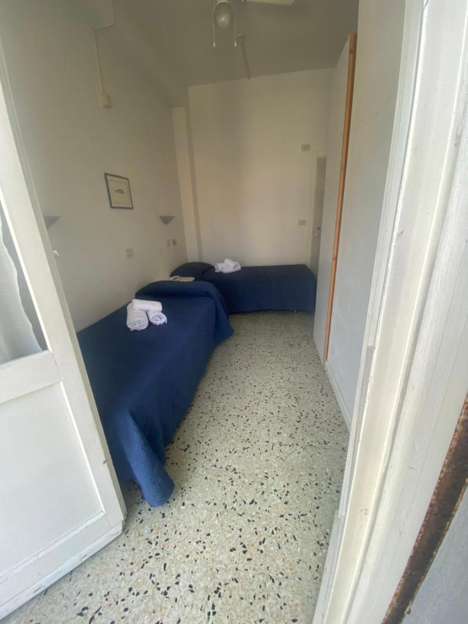 B&B Hotel Lucciola Κατόλικα Εξωτερικό φωτογραφία