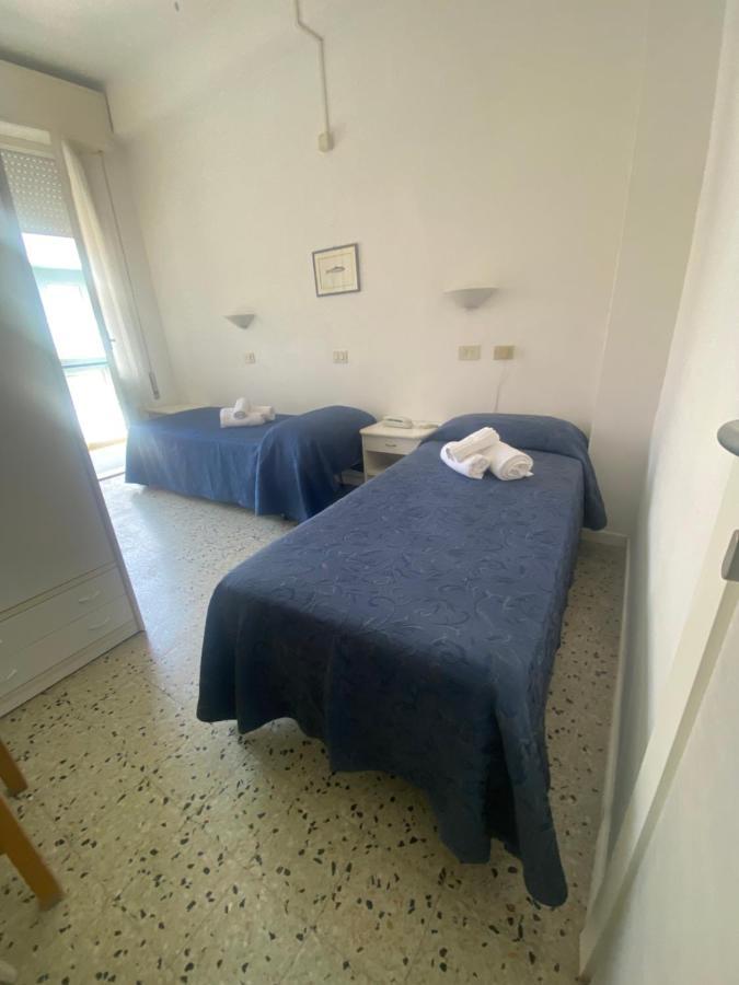 B&B Hotel Lucciola Κατόλικα Εξωτερικό φωτογραφία