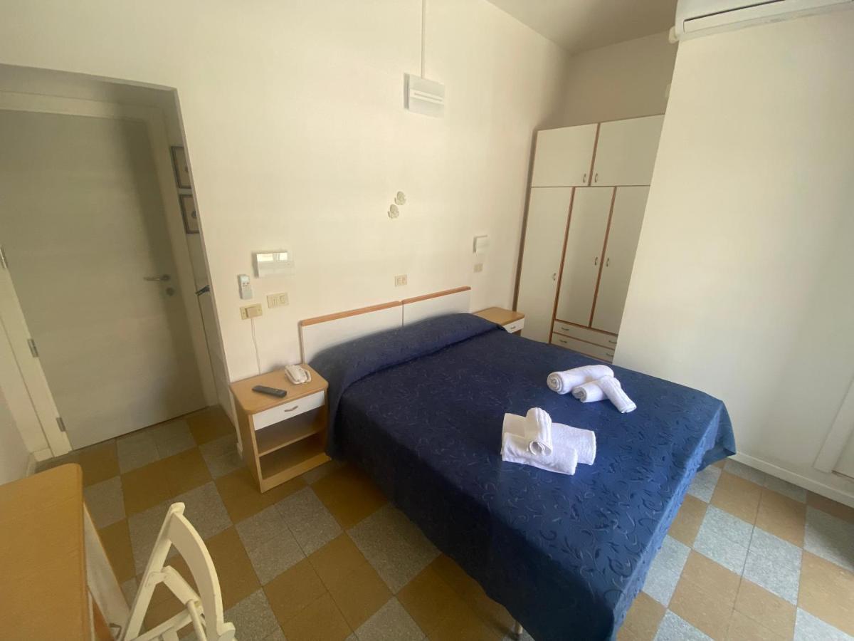 B&B Hotel Lucciola Κατόλικα Εξωτερικό φωτογραφία