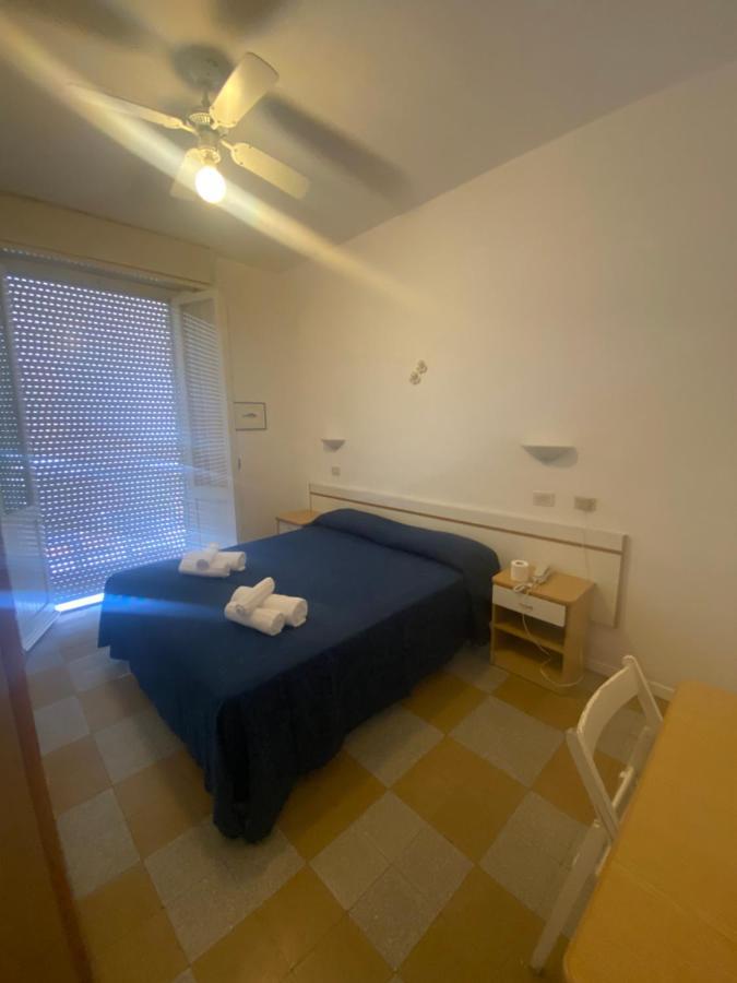 B&B Hotel Lucciola Κατόλικα Εξωτερικό φωτογραφία