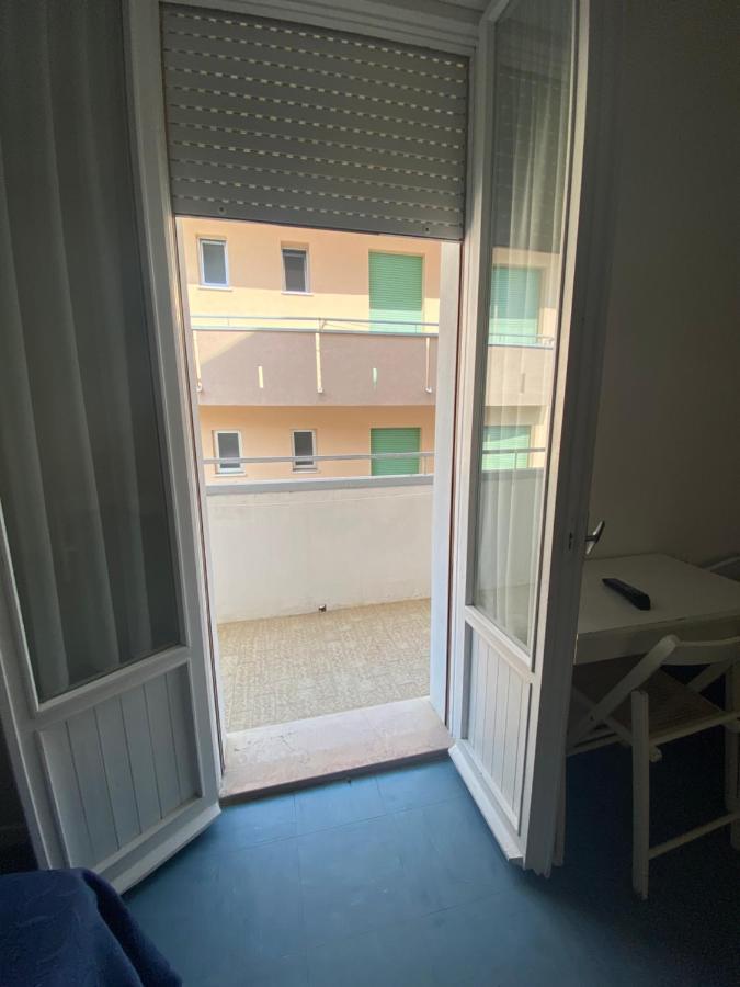 B&B Hotel Lucciola Κατόλικα Εξωτερικό φωτογραφία